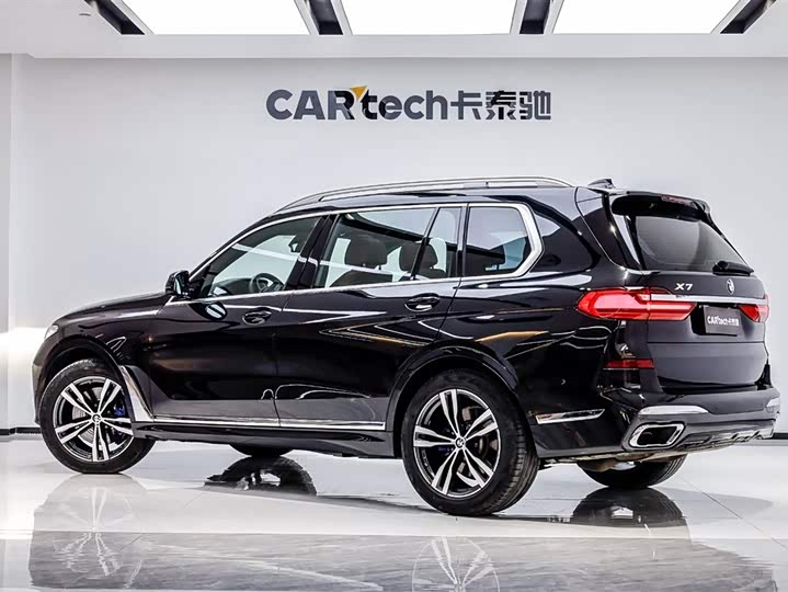 Фото 4 - BMW X7