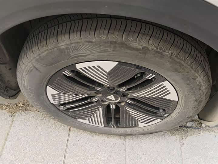 Фото 6 - Changan Deepal S05