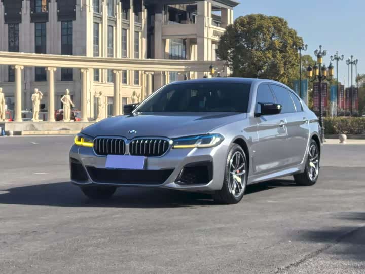 Фото 1 - BMW 5 Series