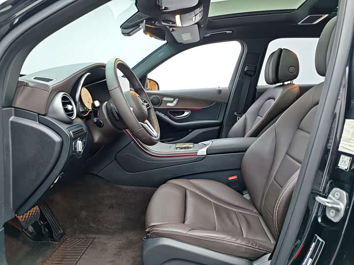 Фото 4 - Mercedes-Benz GLC-Class