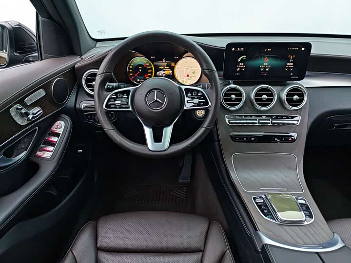 Фото 7 - Mercedes-Benz GLC-Class