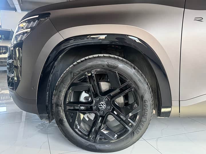 Фото 7 - Volkswagen Teramont Pro