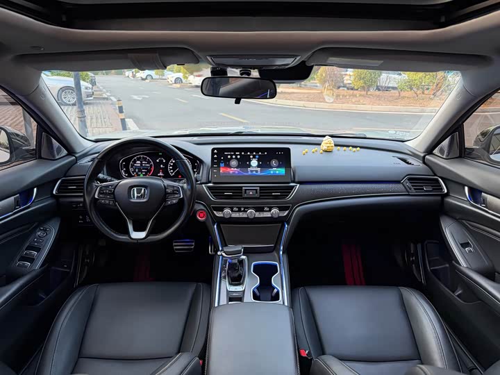 Фото 6 - Honda Accord