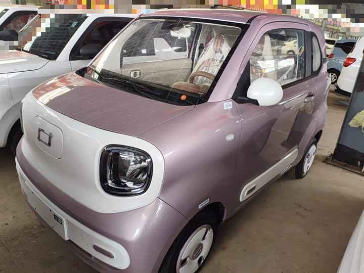 Фото 2 - Bestune Pony