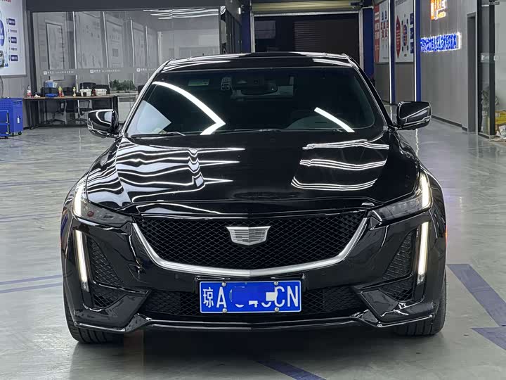 Фото 2 - Cadillac CT5