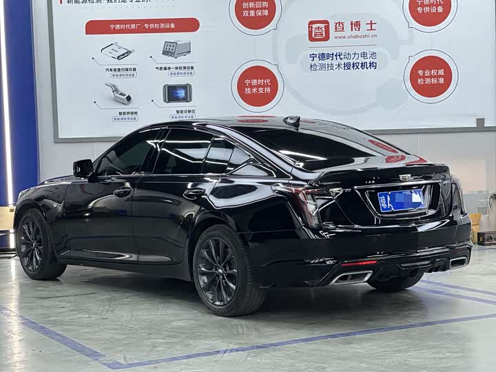 Фото 9 - Cadillac CT5