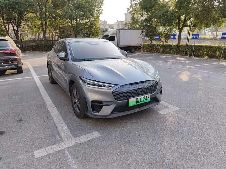 Фото 5 - Ford Mustang Mach-E
