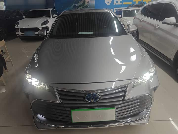 Фото 3 - Toyota Avalon