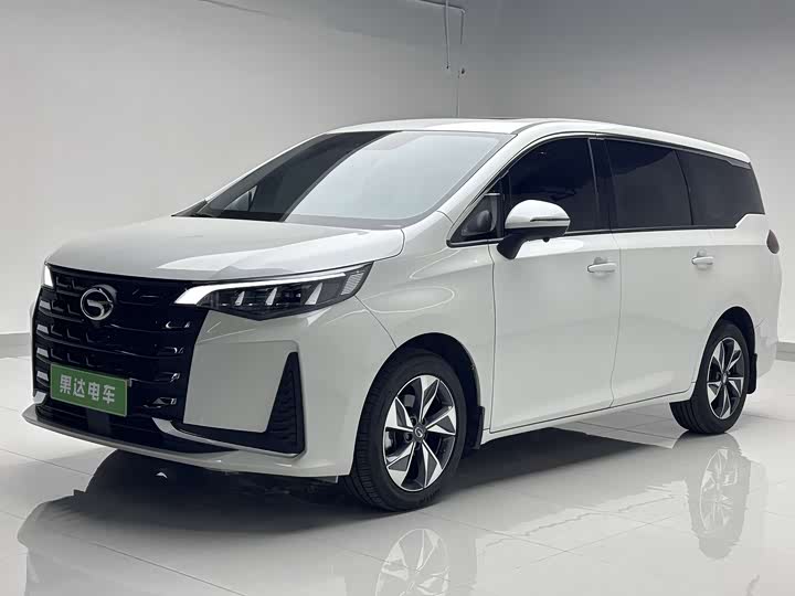 Фото 1 - GAC Trumpchi M6