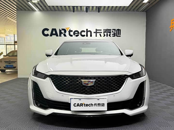 Фото 1 - Cadillac CT5