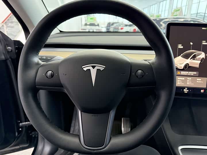 Фото 9 - Tesla Model Y