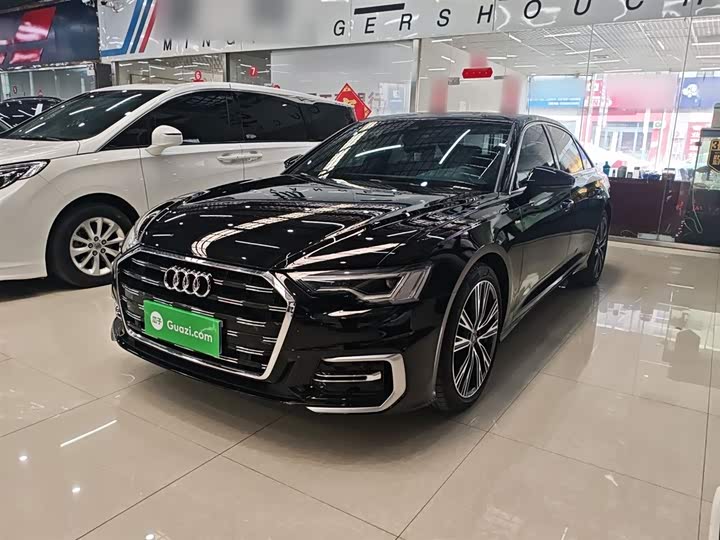 Фото 1 - Audi A6L