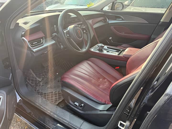 Фото 4 - Hongqi H5