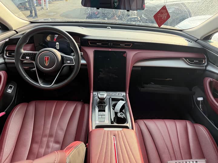 Фото 6 - Hongqi H5