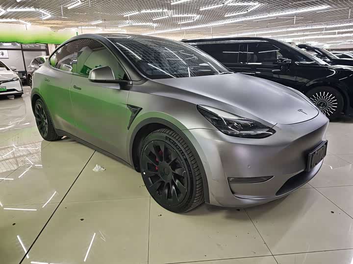 Фото 2 - Tesla Model Y
