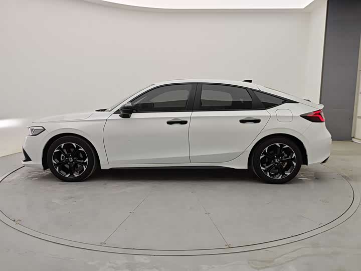 Фото 6 - Honda Civic