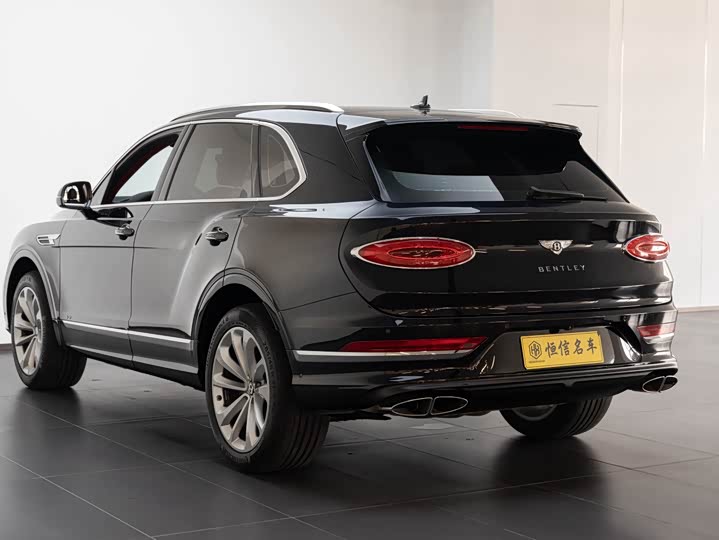 Фото 5 - Bentley Bentayga