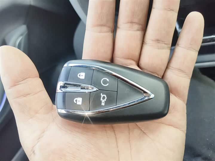 Фото 9 - Changan Raeton Plus