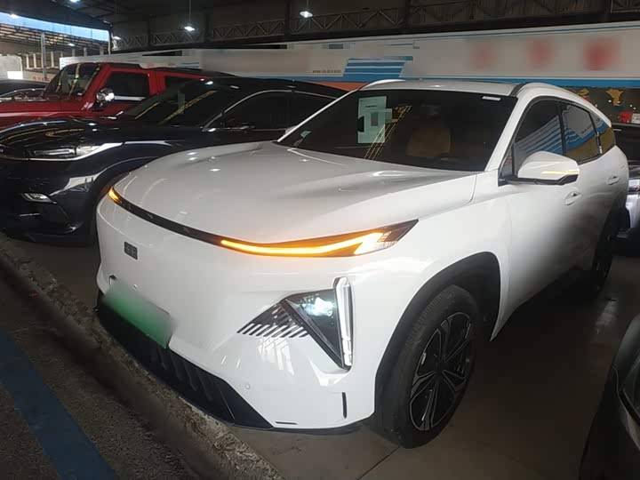 Фото 2 - Geely Galaxy L7