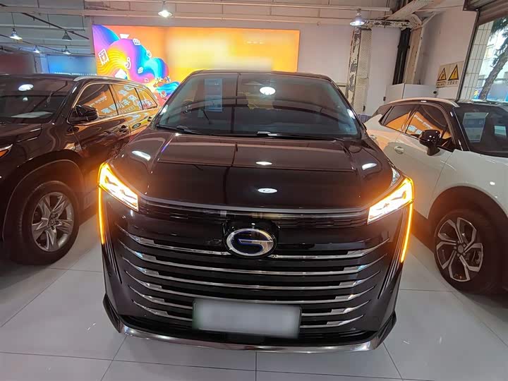 Фото 3 - GAC Trumpchi E9