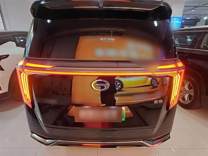 Фото 6 - GAC Trumpchi E9