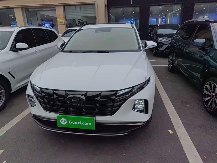 Фото 3 - Hyundai Tucson L