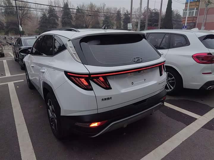 Фото 5 - Hyundai Tucson L