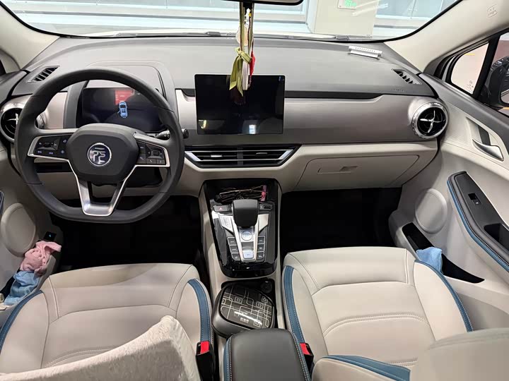 Фото 5 - BYD Yuan Pro