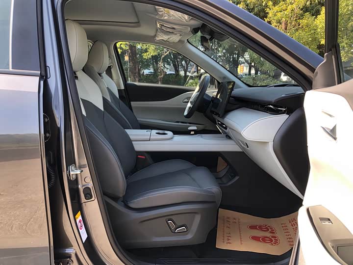 Фото 6 - Changan UNI-Z