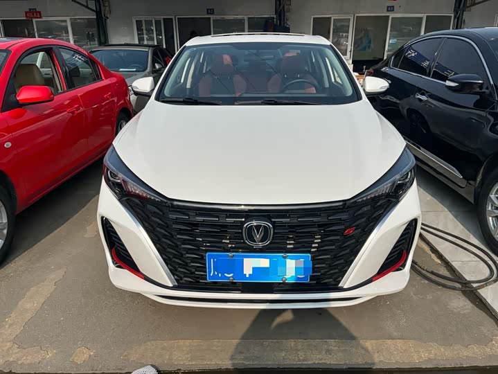 Фото 2 - Changan Eado Plus
