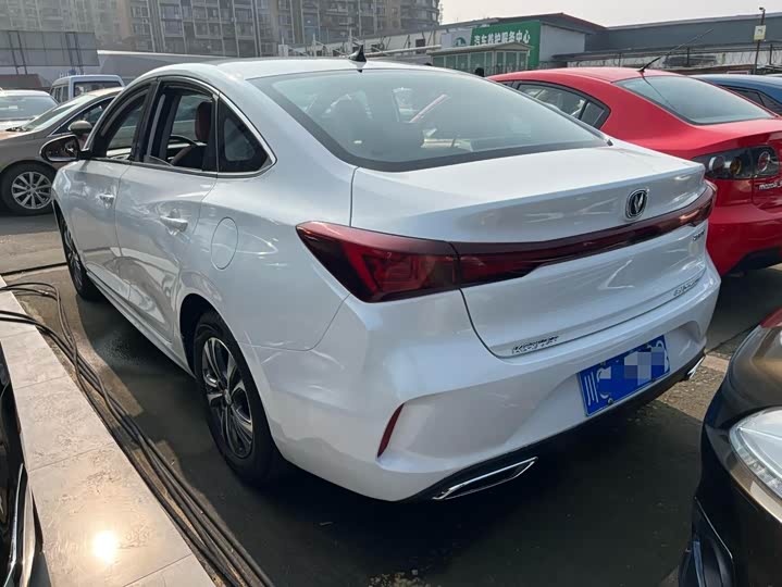 Фото 5 - Changan Eado Plus