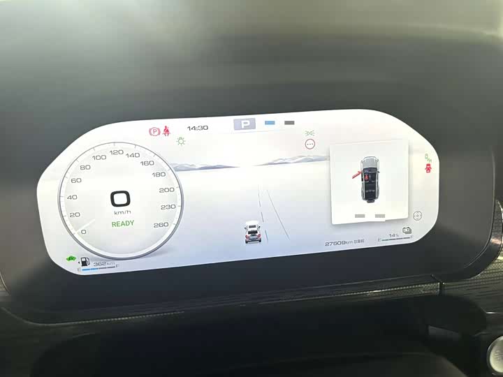 Фото 4 - Tank 400 Hybrid