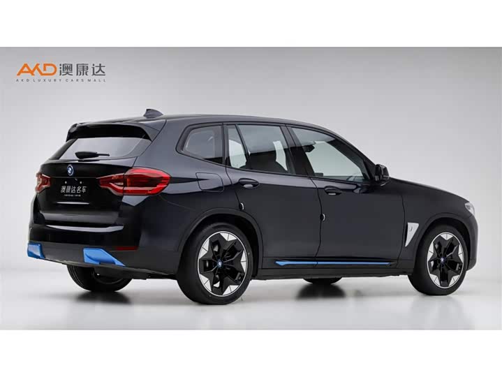 Фото 3 - BMW iX3