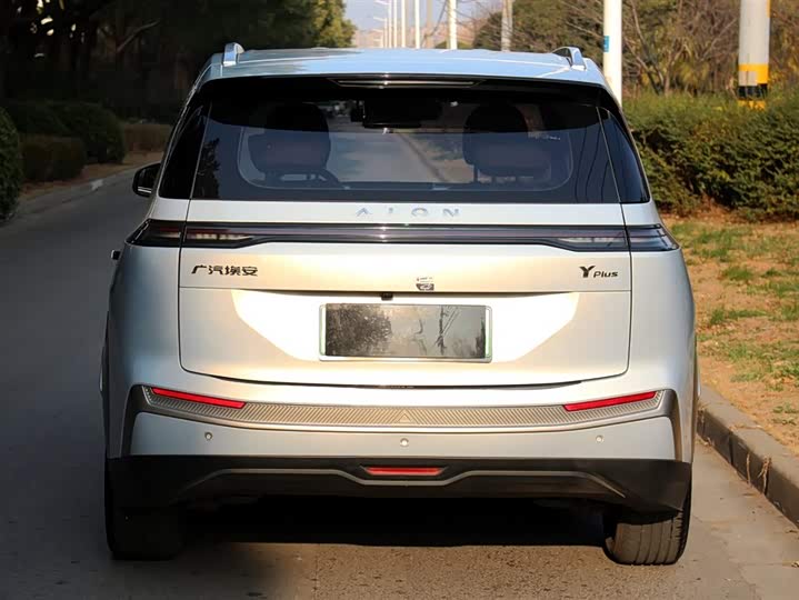 Фото 6 - GAC Aion Y