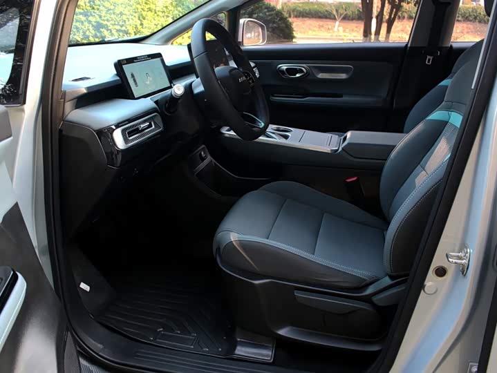 Фото 8 - GAC Aion Y