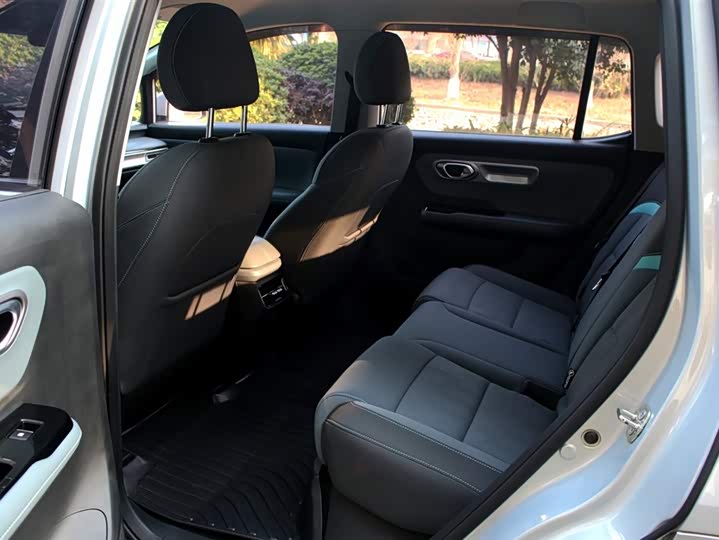 Фото 9 - GAC Aion Y