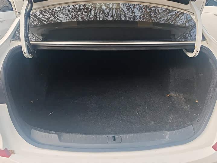 Фото 4 - Chevrolet Monza