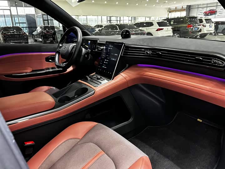 Фото 5 - Nio EC6