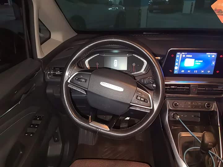 Фото 3 - Maxus G50