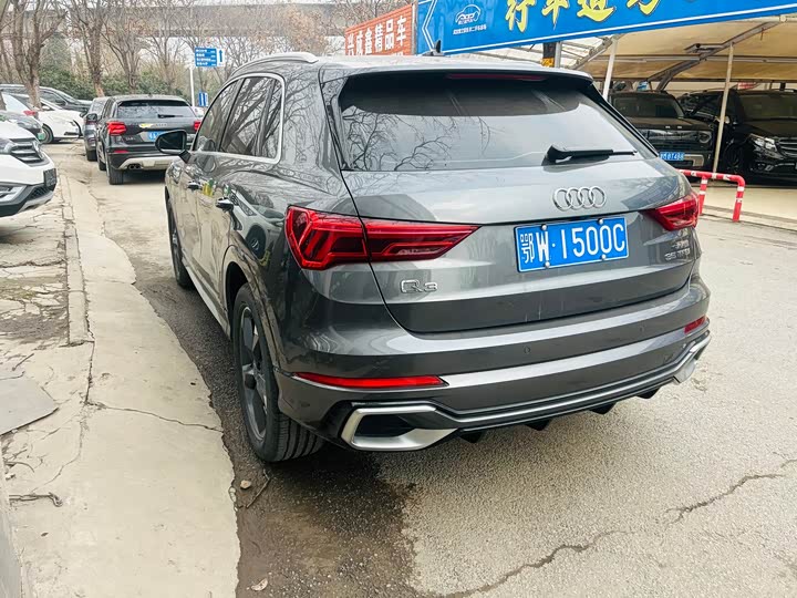 Фото 4 - Audi Q3