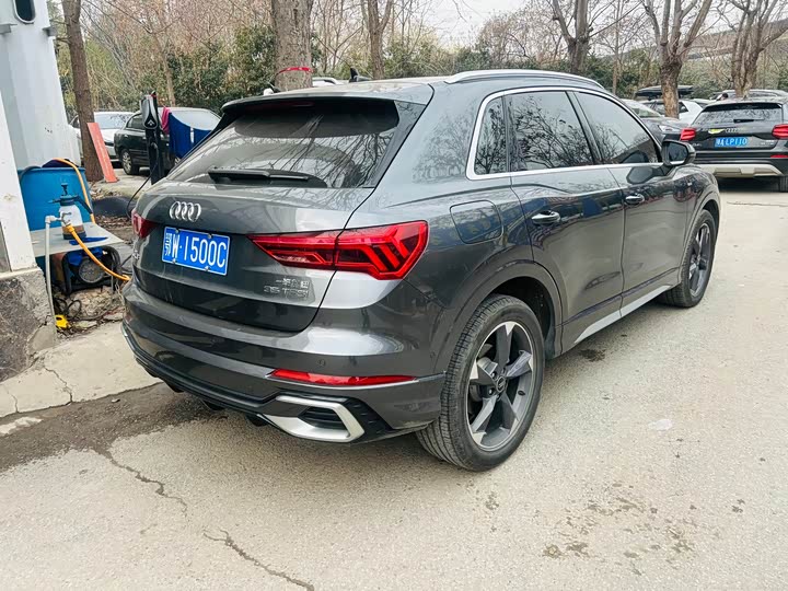 Фото 6 - Audi Q3