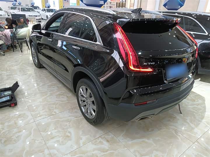 Фото 5 - Cadillac XT4