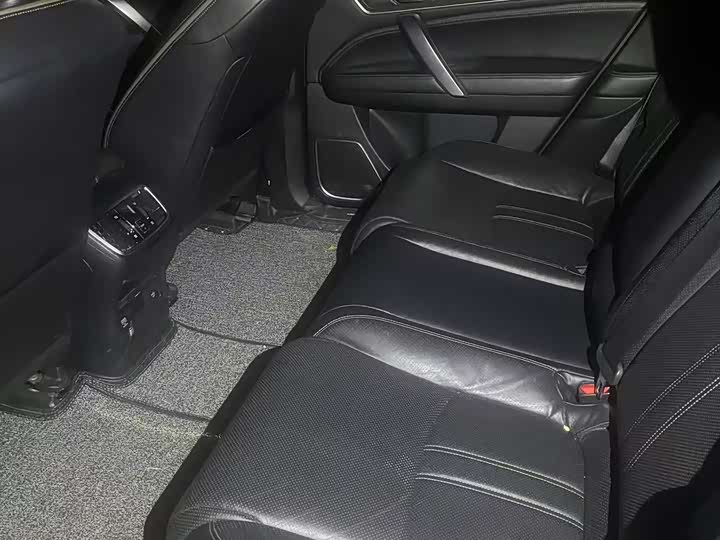 Фото 4 - Honda Avancier