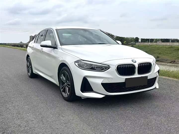 Фото 3 - BMW 1 Series