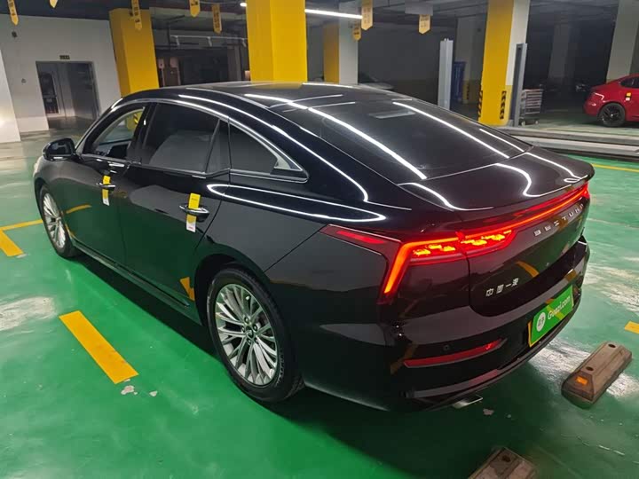 Фото 5 - Bestune B70