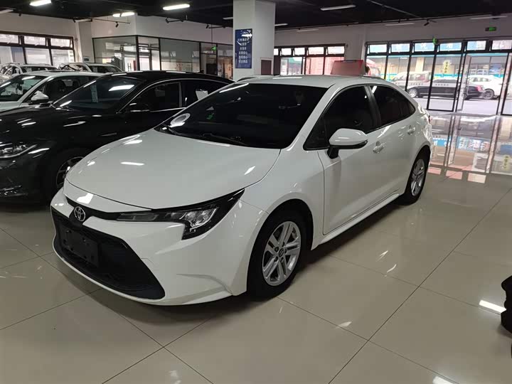 Фото 2 - Toyota Levin