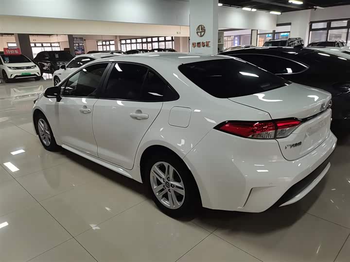 Фото 5 - Toyota Levin