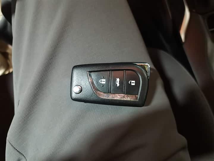 Фото 9 - Toyota Levin