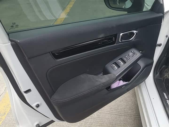 Фото 7 - Honda Civic