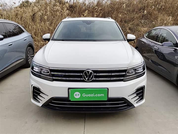 Фото 3 - Volkswagen Tiguan L Hybrid